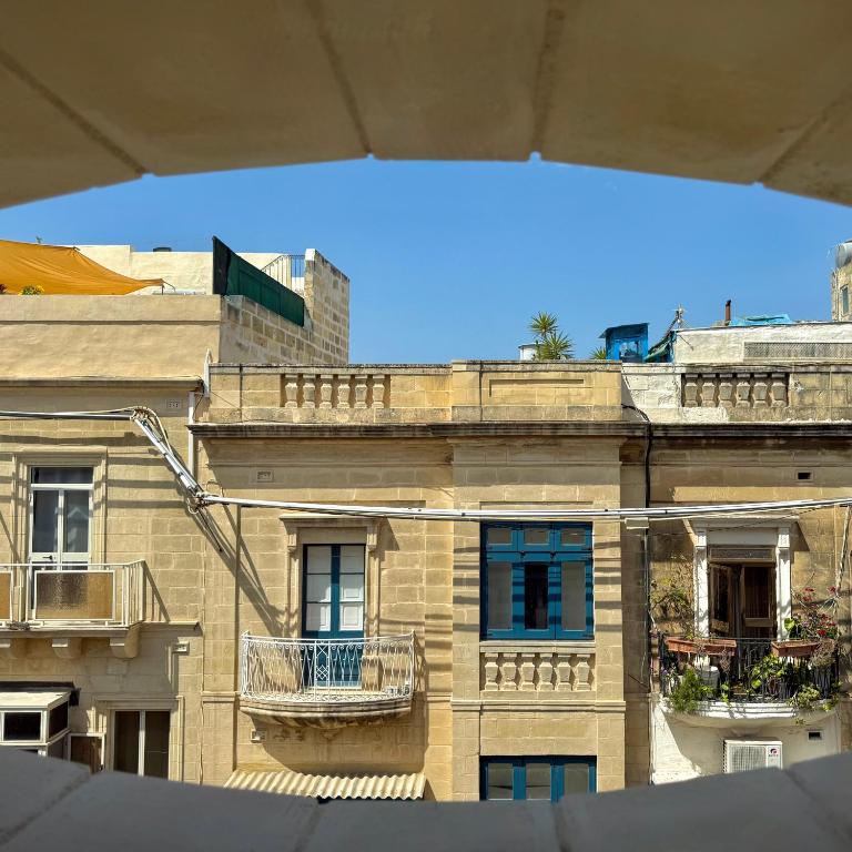 10 Ċetta 2